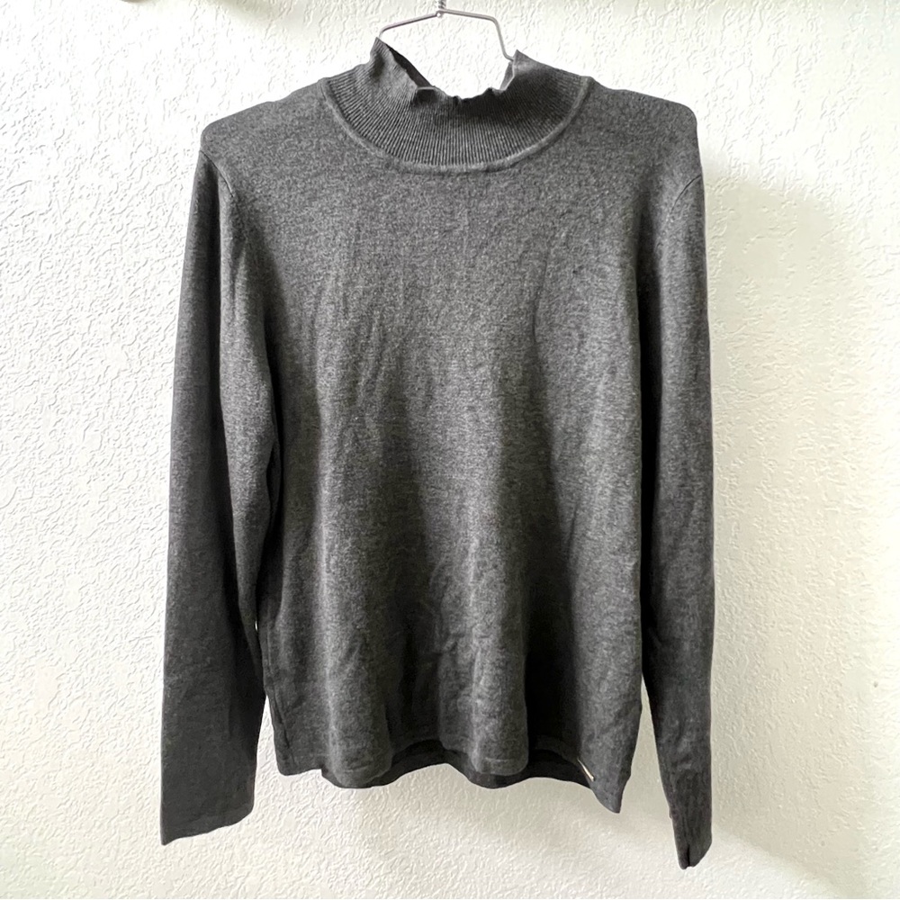 T Tahari Women’s Highneck Sweater